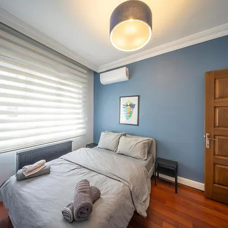 Luxurious Four Bedroom In Taksim, 4acs Apartment *