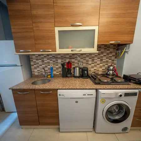 Luxurious Four Bedroom In Taksim, 4acs Istanbul