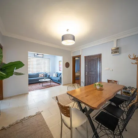 Apartment Luxurious Four Bedroom In Taksim, 4acs Istanbul