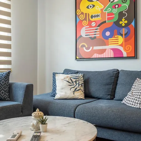 Luxurious Four Bedroom In Taksim, 4acs Apartamento Estambul